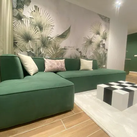 Apartment Taiwan Center *